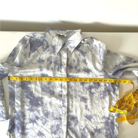 ACOA Shimmery Silky Button Down Blouse, Gray and Cream, Size L - Picture 6 of 7